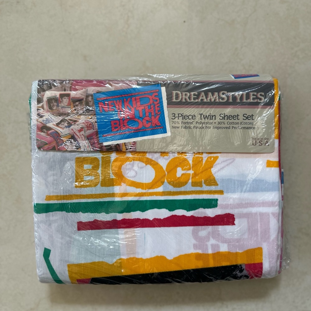 New Kids on the Block Twin Sheet Set - Multicolor